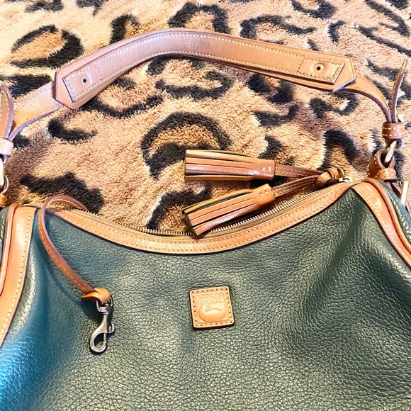 Dooney Bourke extra photos - Picture 1 of 8